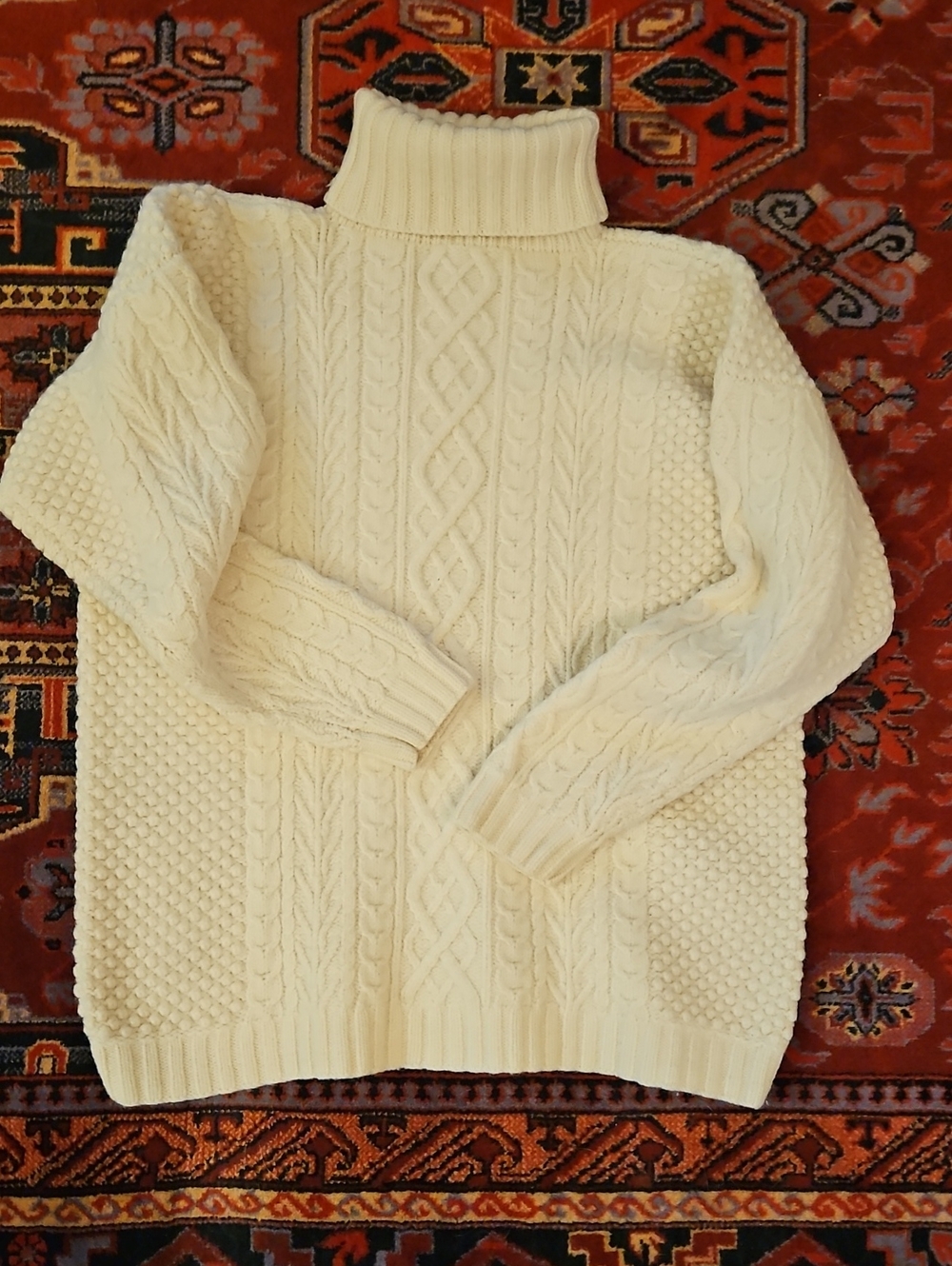 Classiques Entier Ivory Cable-Knit Turtleneck Sweater